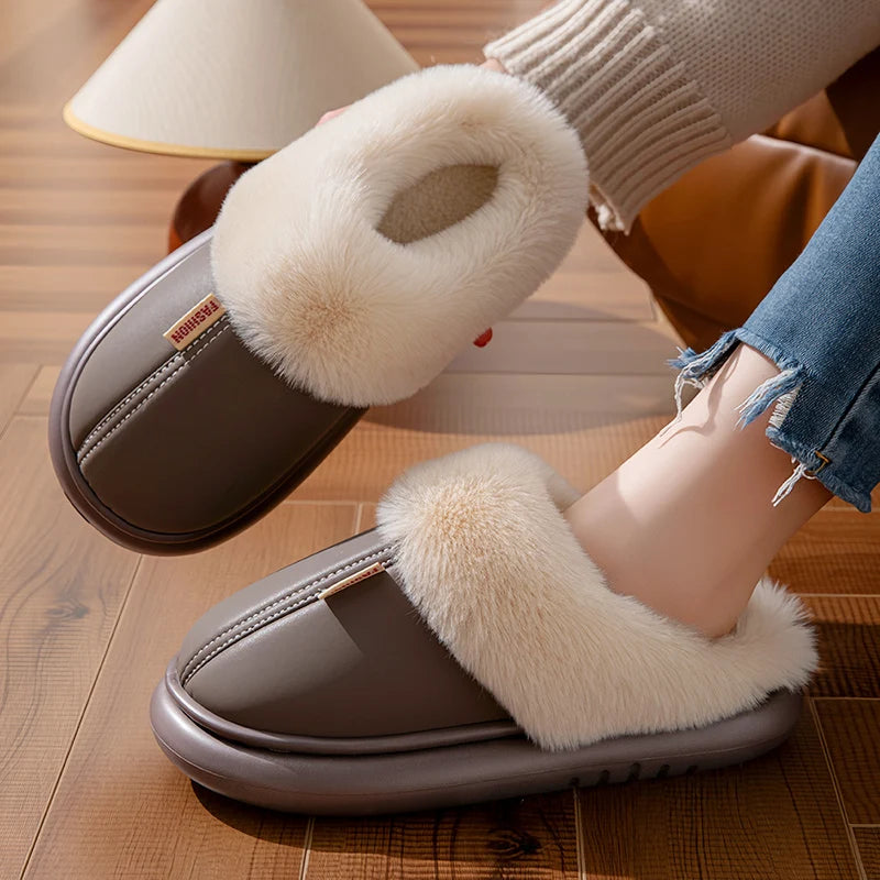 Nosso "Aurelia" Luxe Faux-Fur Slides