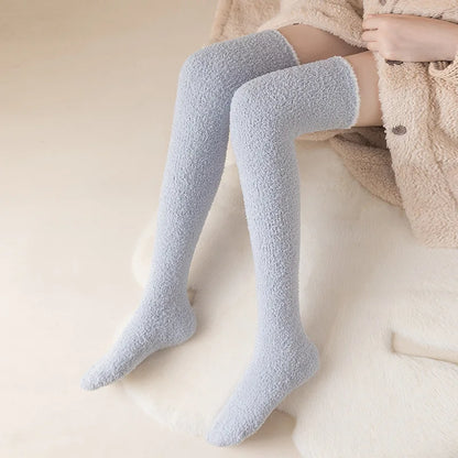 Nosso "Cloud-Hug" Over-the-Knee Plush Socks
